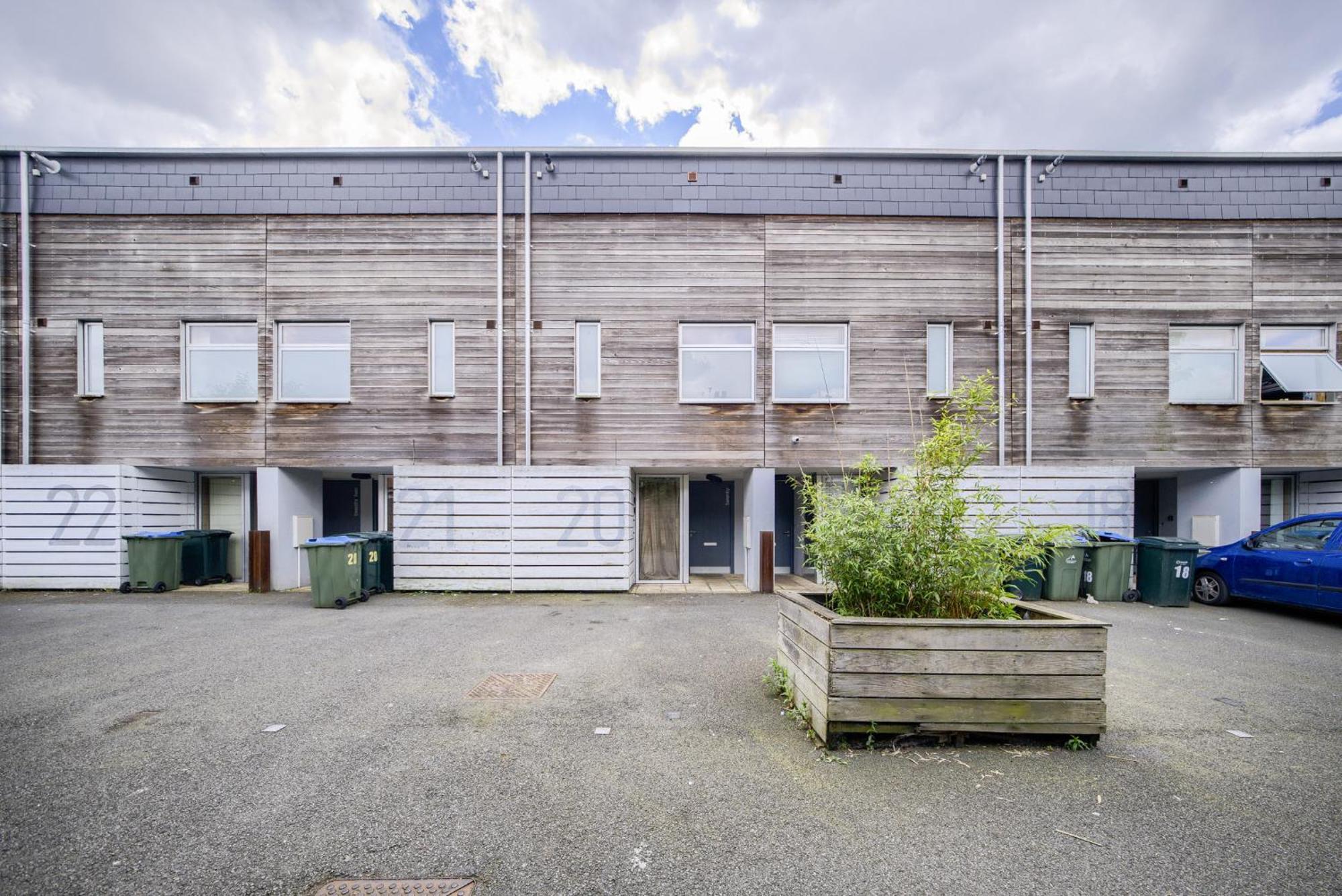 Coventry Large 4-Bed Townhouse By Empower Homes Exterior photo